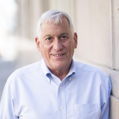 Volter Ajzakson Ajnštajn – njegov život i univerzum