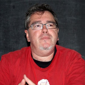 Ijan Mekdonald Luna Mlad mesec