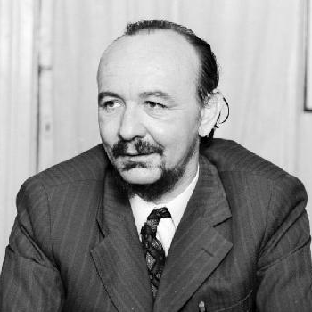 Stanislav Grohovijak Menuet s pogrebnikom